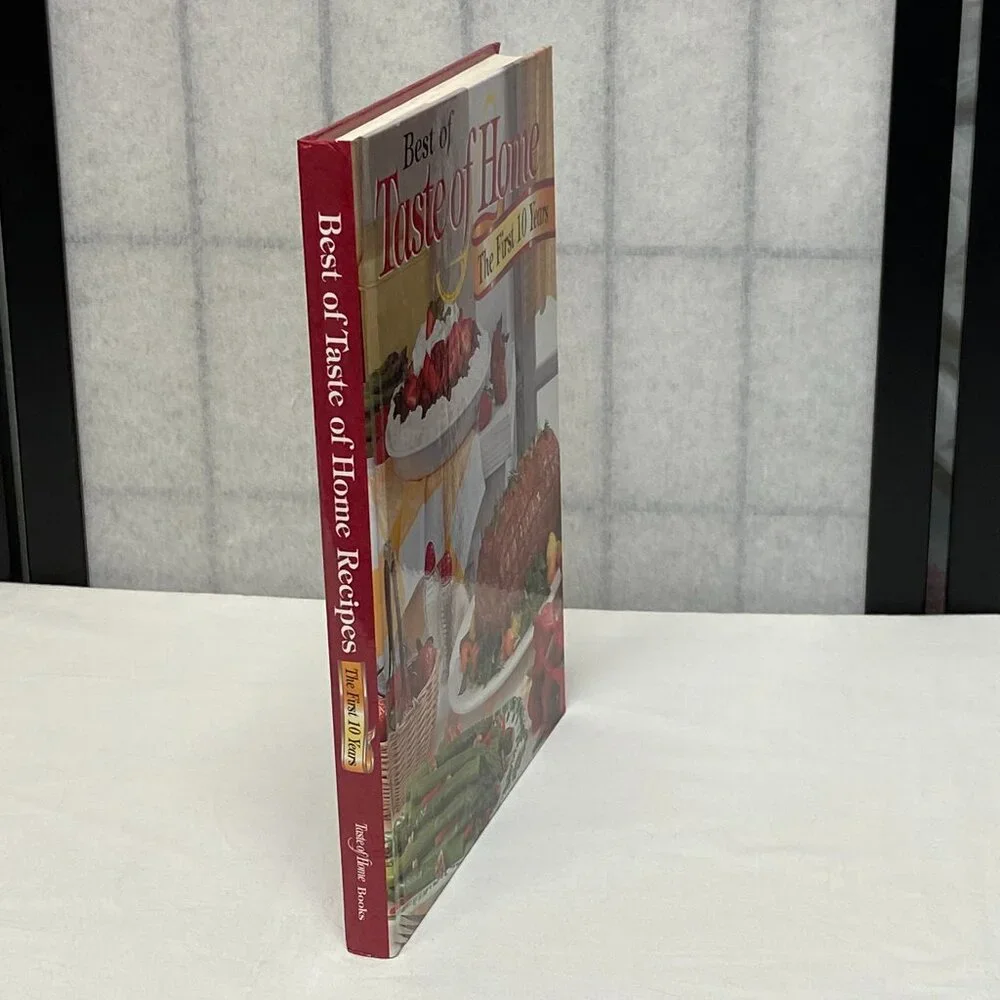 Cookbook Best of Taste of Home 2002 First 10 Years Hardback Classic Recipes